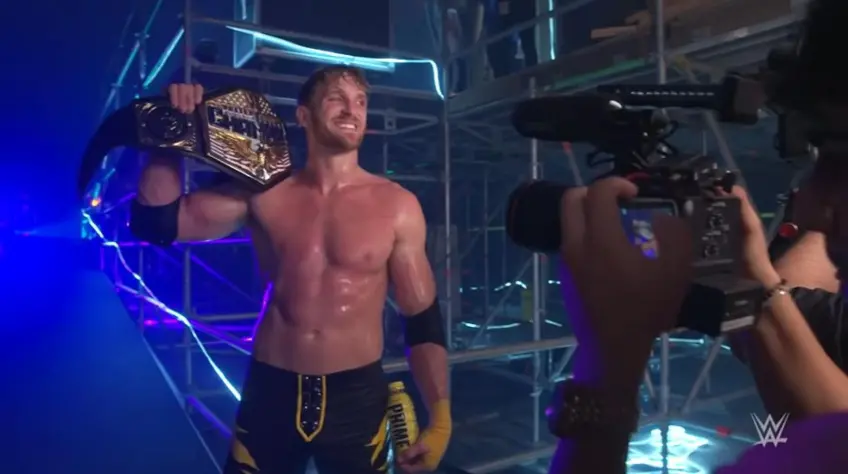Solo WWE, Logan Paul dice addio alla boxe: "Sono un wrestler ora"